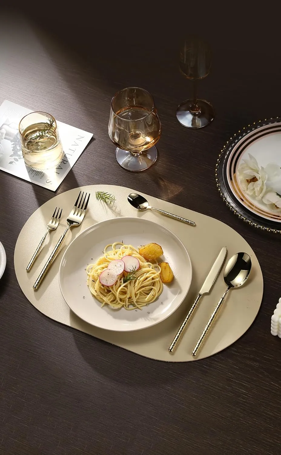 20-Piece Silverware Set, Stainless Steel Flatware Set for 4, Modern Hammered Utensil Tableware Set Include Dinner Knife/Fork/Spoon, Mirror Finish, Dishwasher Safe (10, champagne gold)