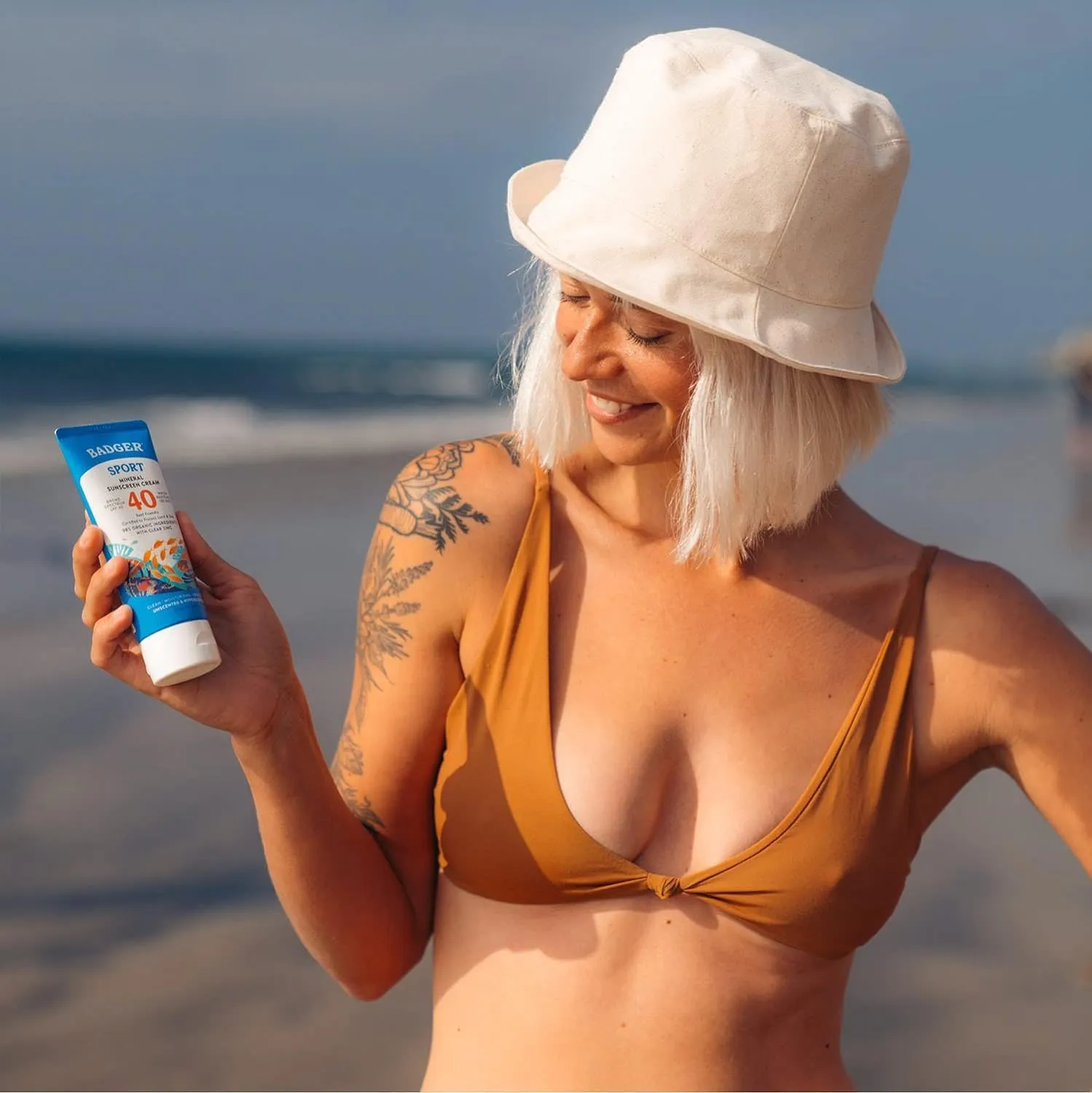 Badger Reef Safe Sunscreen, Unscented SPF 40 Sport Mineral Sunscreen, 98% Organic, Water Resistant Zinc, Approved for Hawaii & Mexico Reefs, 2.7 fl oz, 3-Pack