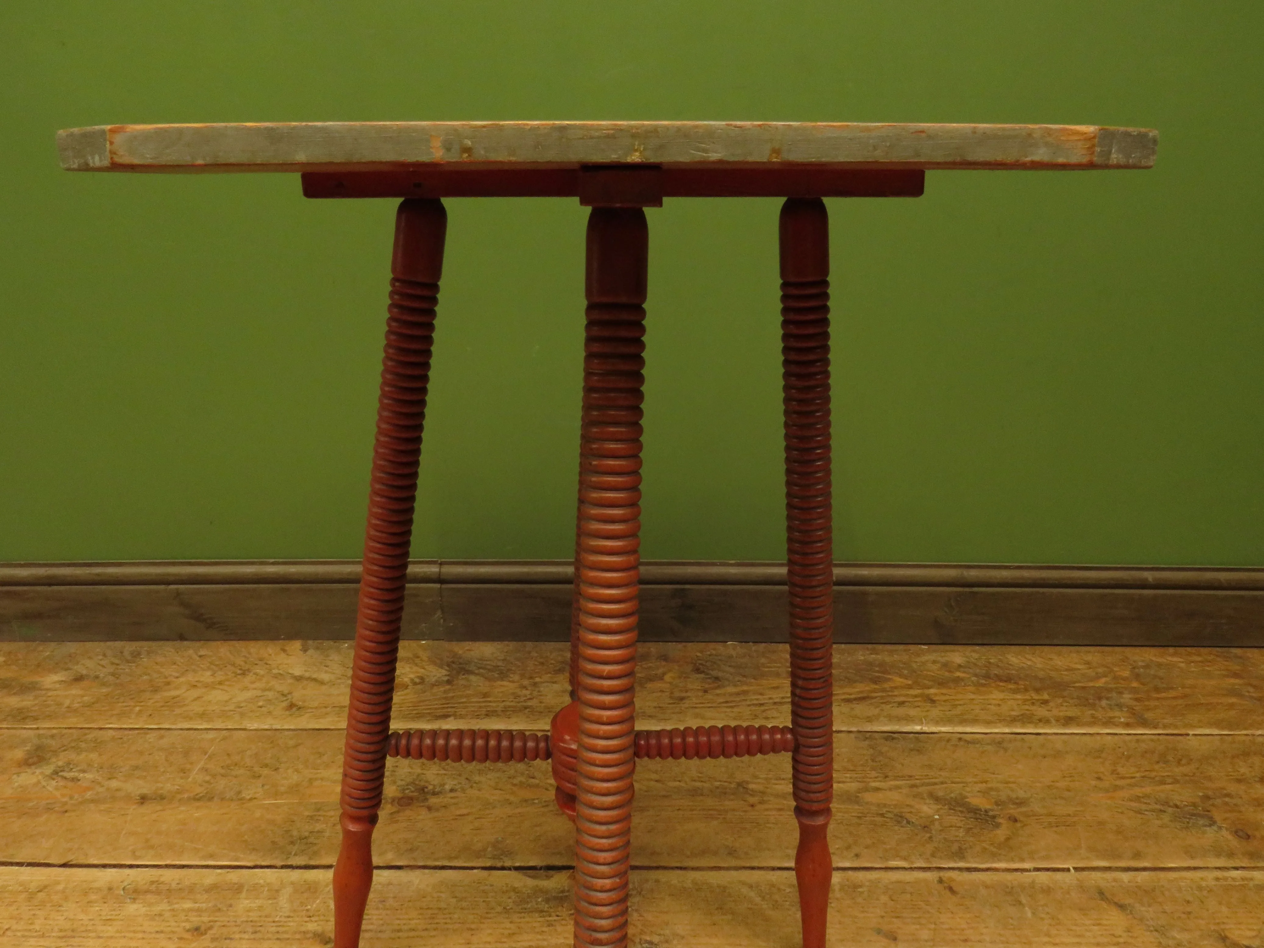 Bloomsbury Style Small Handpainted Table with Red Bobbin Base