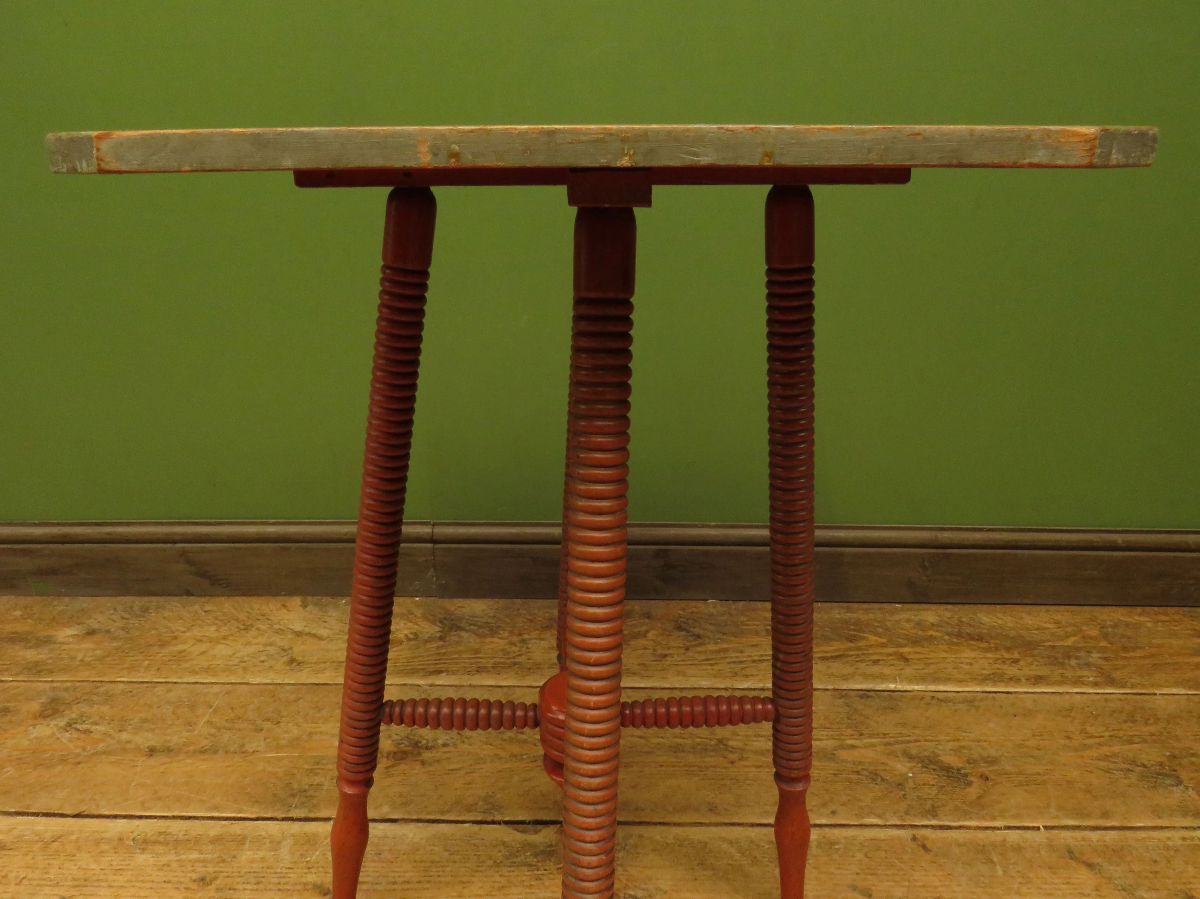 Bloomsbury Style Small Handpainted Table with Red Bobbin Base