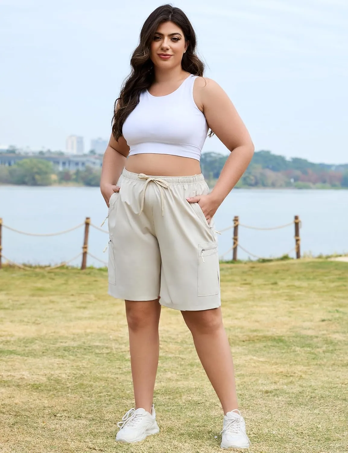 COOTRY Women's Plus Size 9'' Hiking Cargo Shorts Quick Dry Athletic Travel Golf Bermuda Shorts with Zipper Pockets