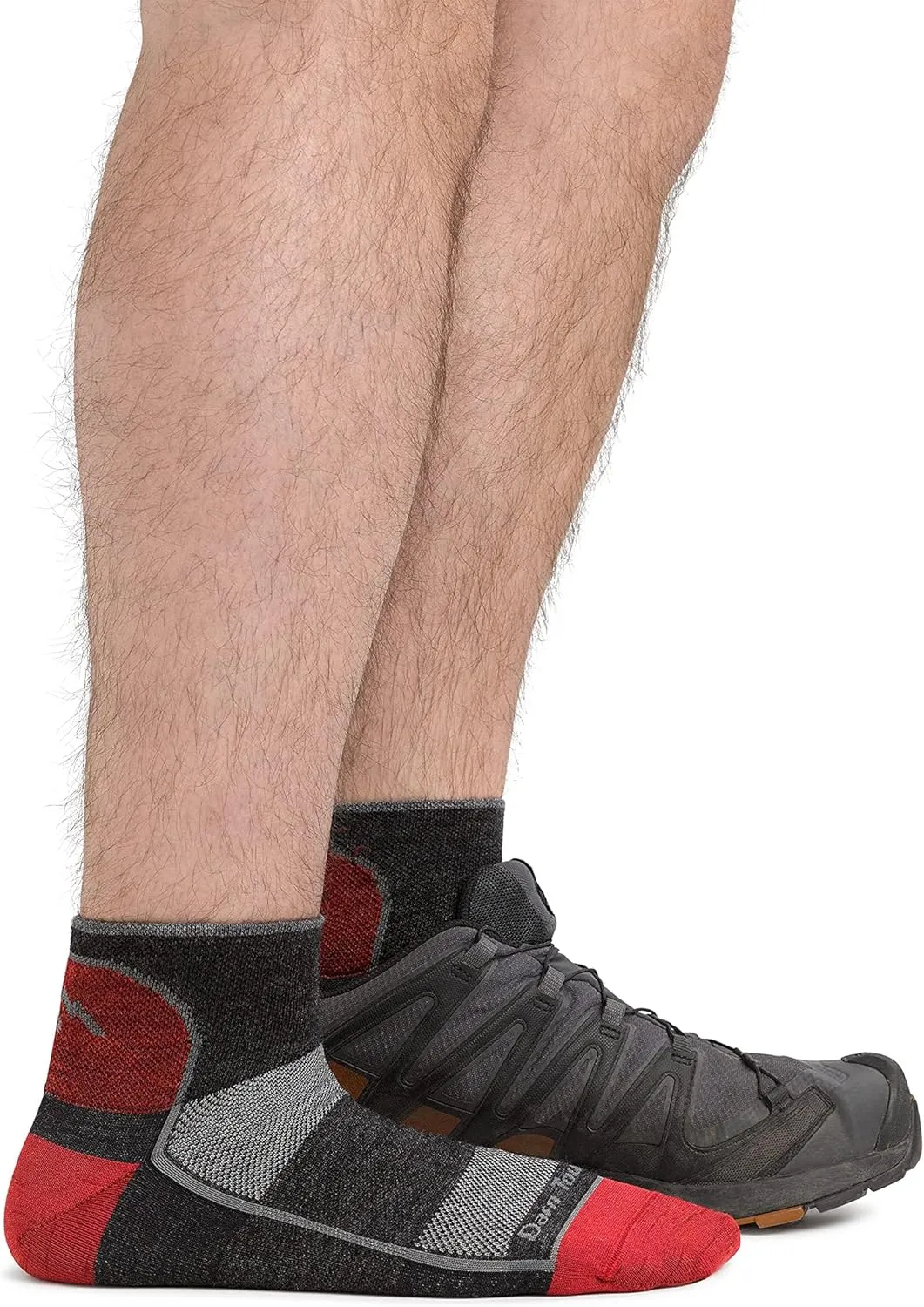 Darn Tough Men's Quarter Lightweight Running Sock (Style 1715) -