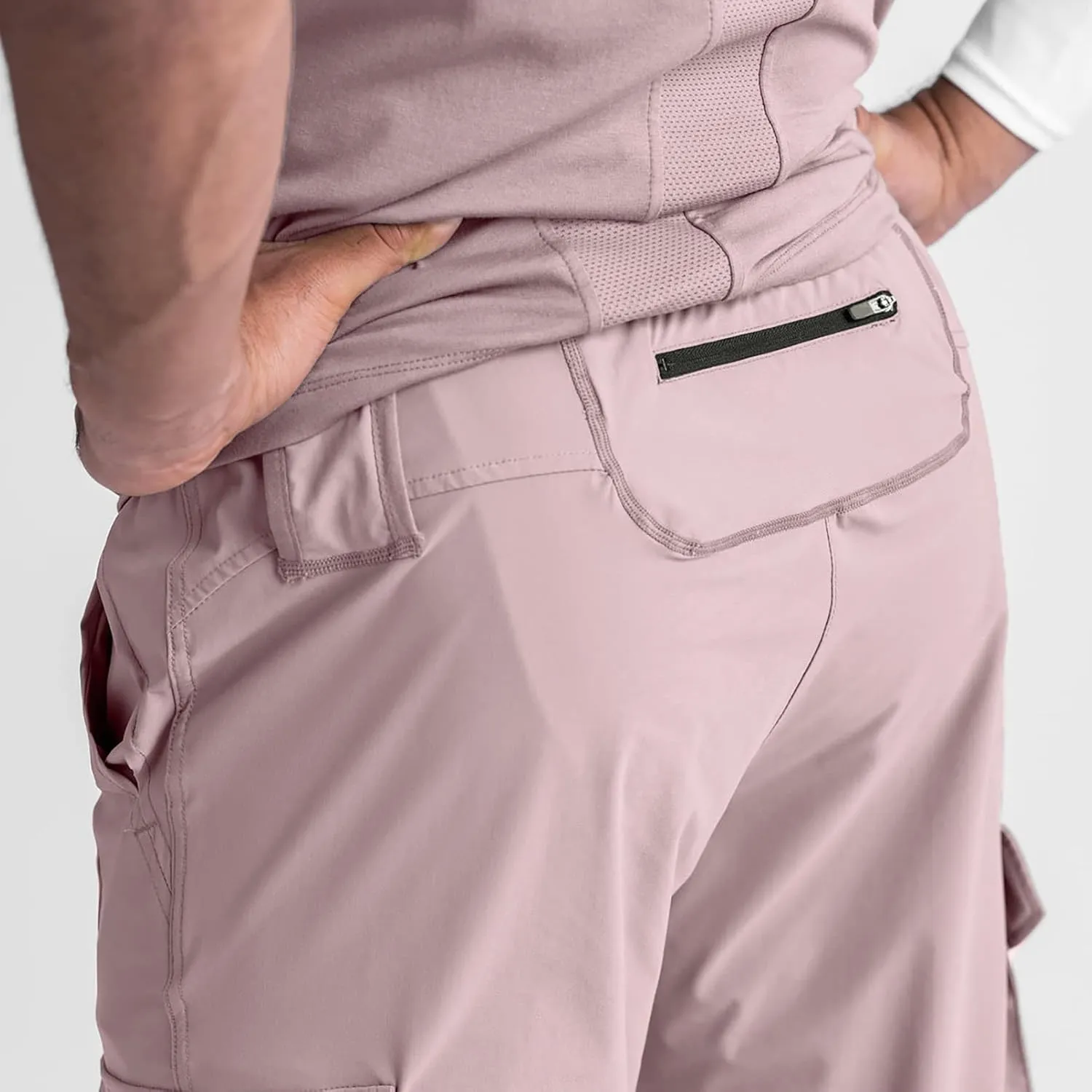 DIOTSR Mens Lightweight Joggers Pants, Cargo Athletic Sweatpants for Men, Slim Workout Pants with Pockets