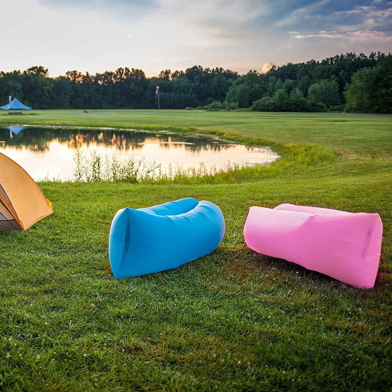 Instant Inflatable Lounger Portable Air Sofa Hammock Couch in a Pouch Lounge Chair Anti Air Leak Waterproof Relaxing Lounge Chair Perfect for Beach Parties, Outdoor Camping and Traveling