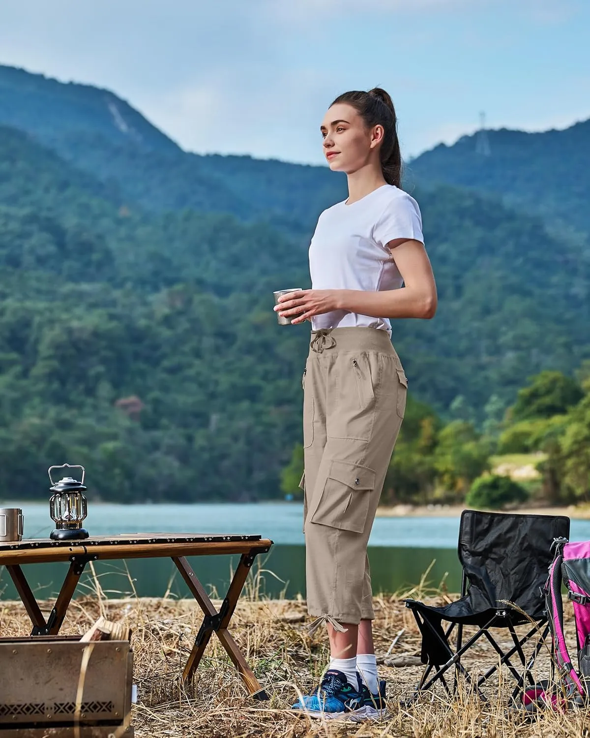 Ksmien Women's Hiking Capris Quick Dry Lightweight Ladies Summer Cargo Pants 8 Pockets for Travel Camping