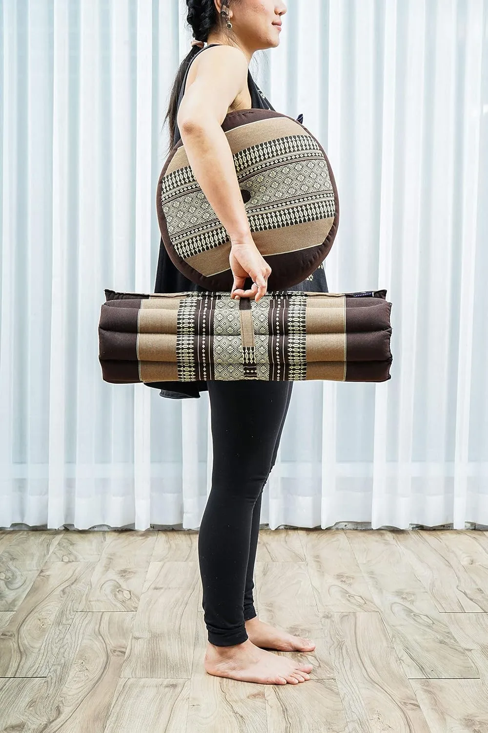 Leewadee Meditation Cushion Set – 1 Small Zafu Yoga Pillow and 1 Small Roll-Up Zabuton Mat Filled with Kapok