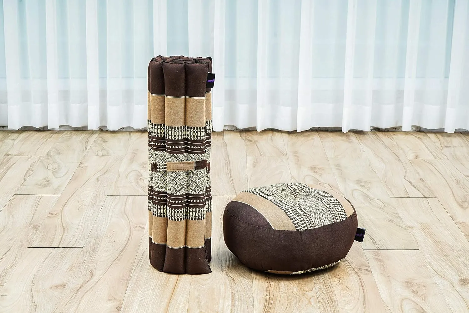 Leewadee Meditation Cushion Set – 1 Small Zafu Yoga Pillow and 1 Small Roll-Up Zabuton Mat Filled with Kapok