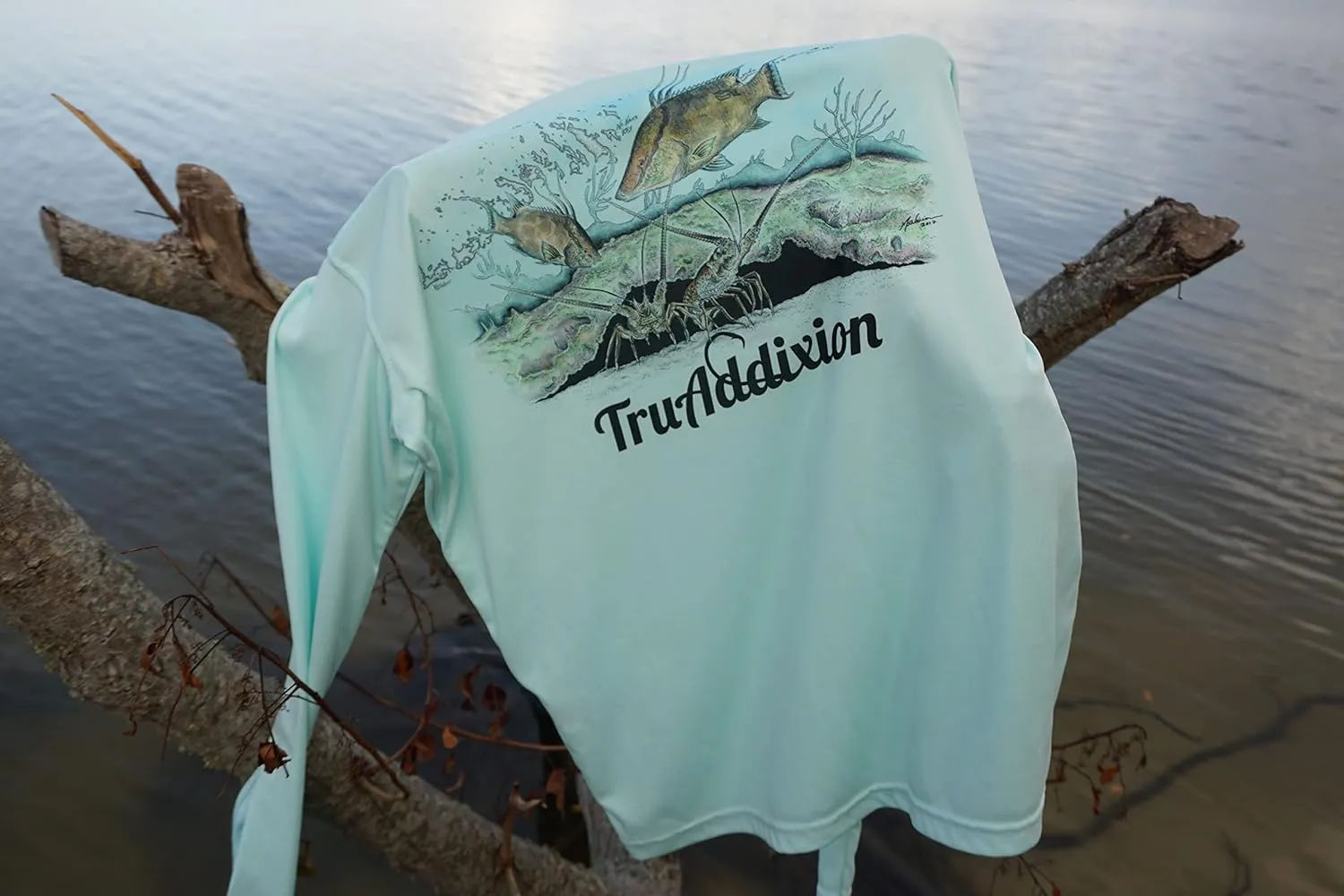 Long Sleeve Dry Fit Moisture Wicking UPF 50 UV Protection T Shirt Lobster & Hogfish Lightweight Fishing, Outdoor