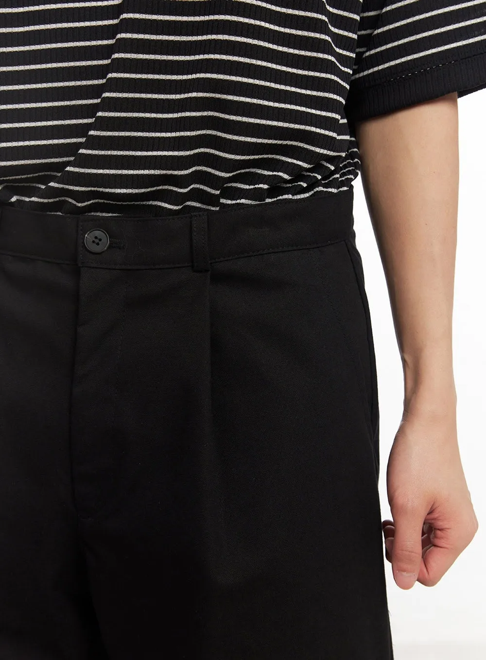 Men's Roll-Up Cotton Shorts (Black) IA518