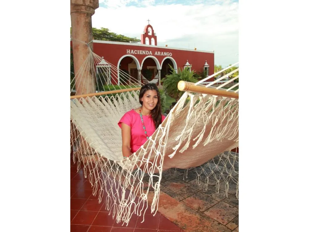 Mexican Spreader Bar Hammock - Off White