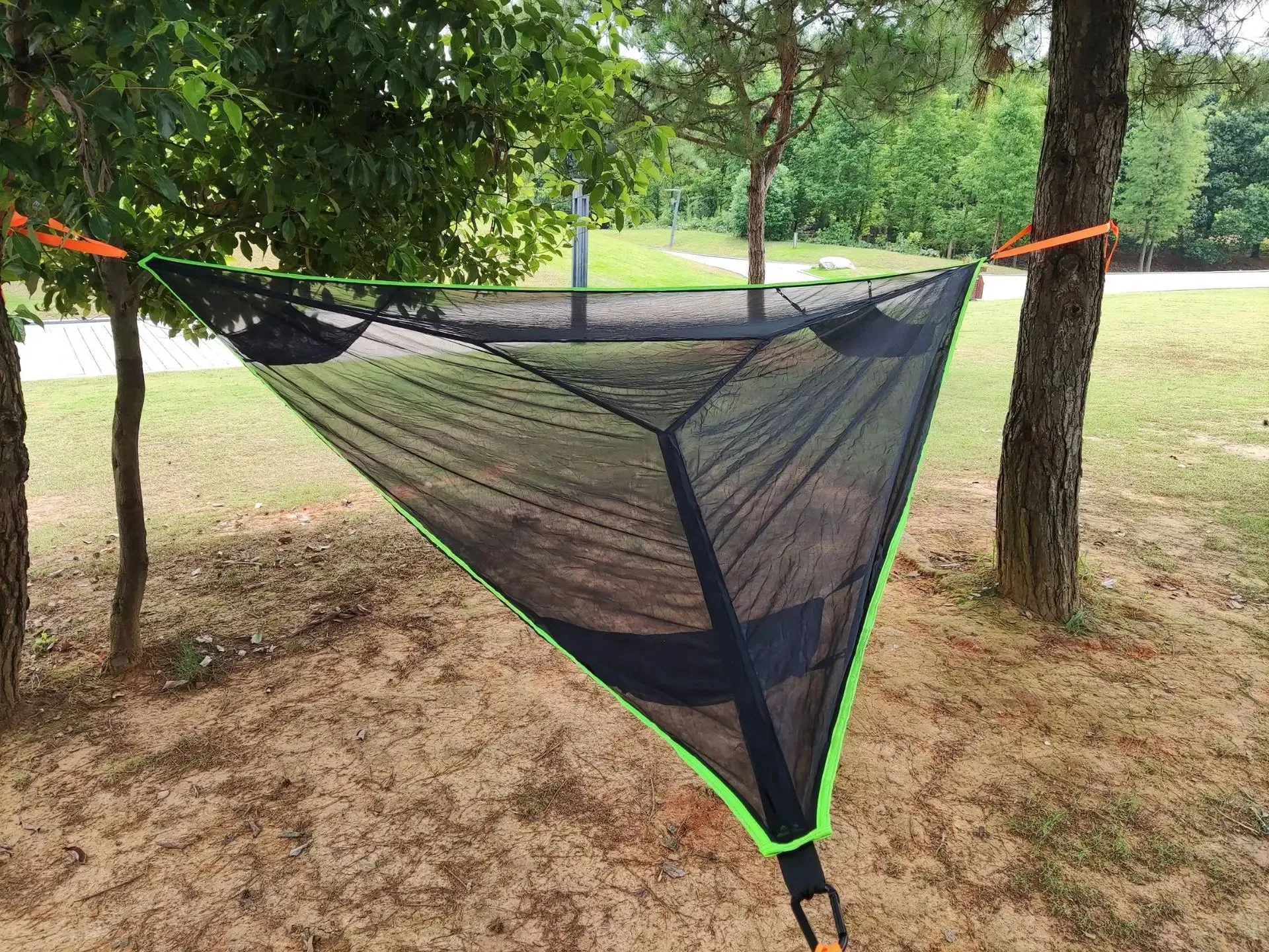 Multi-person Portable Triangle Aerial Hammock