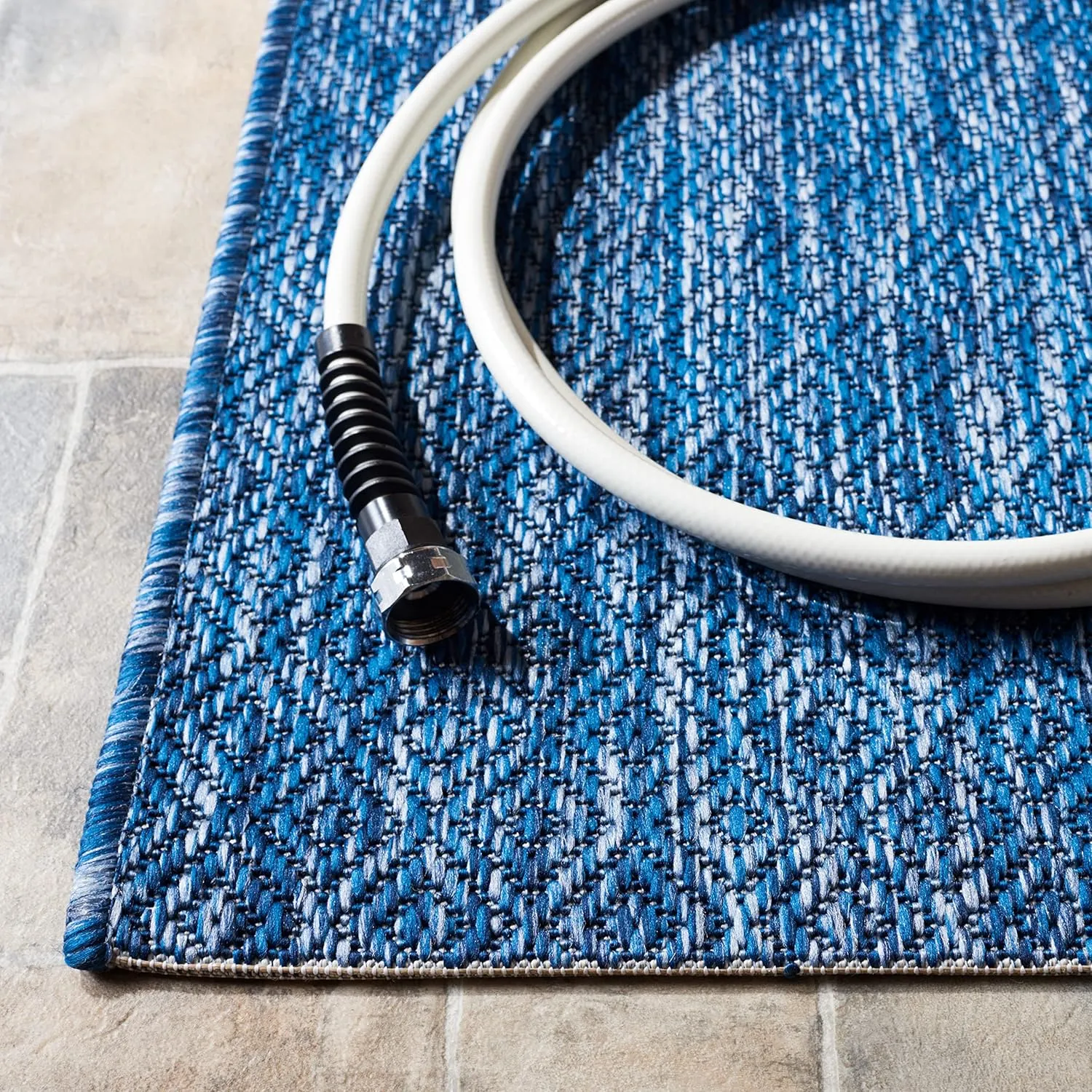 SAFAVIEH Courtyard Collection 8' x 11' Navy CY8520 Indoor/ Outdoor Waterproof Easy-Cleaning Patio Backyard Mudroom Area-Rug