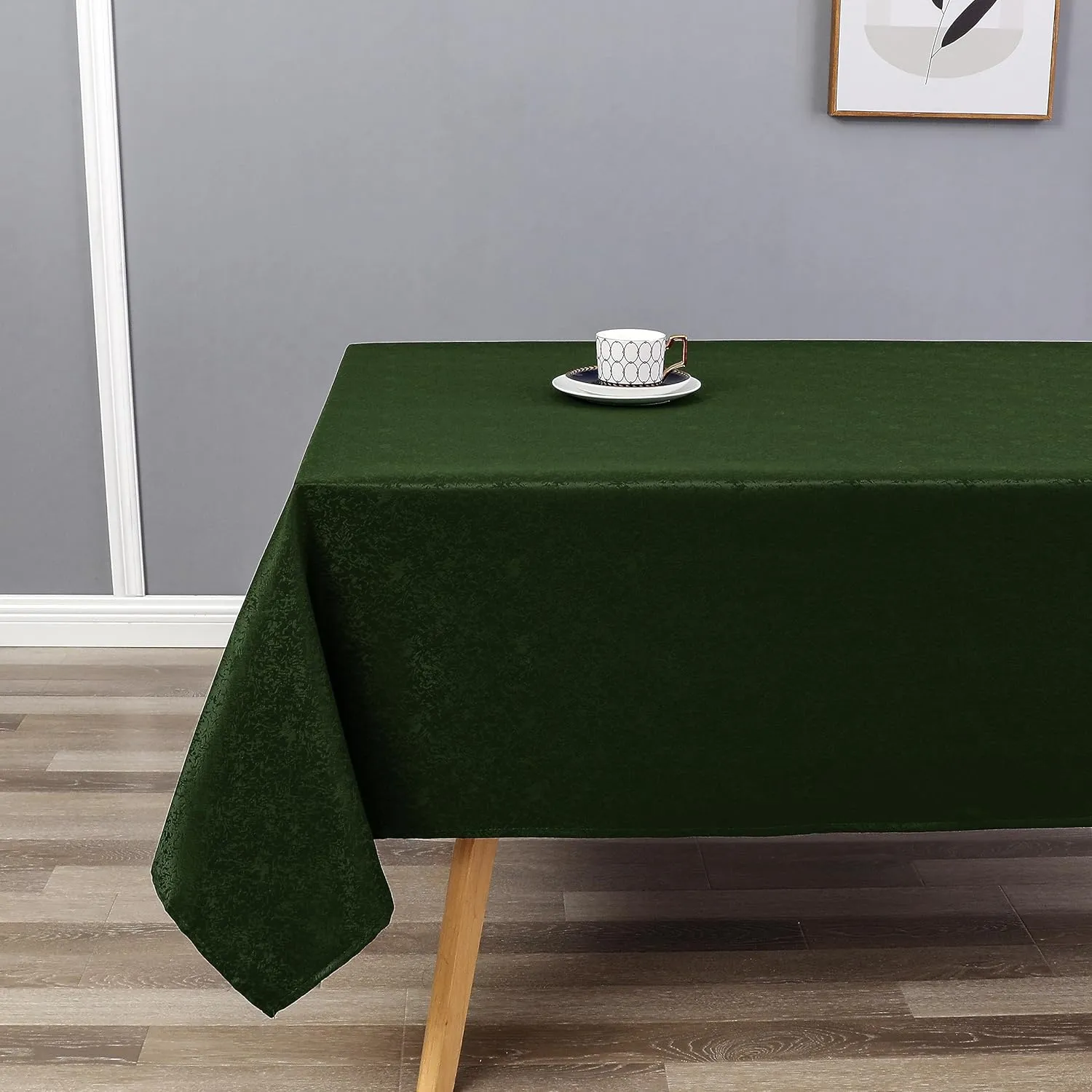 Tablecloth Hunter Green Jacquard Rectangle Table Cloth 54 X 84 Inch, Water Resistant and Wrinkle Free Table Cover for Outdoor,Indoor,Party,Wedding,Dining Room