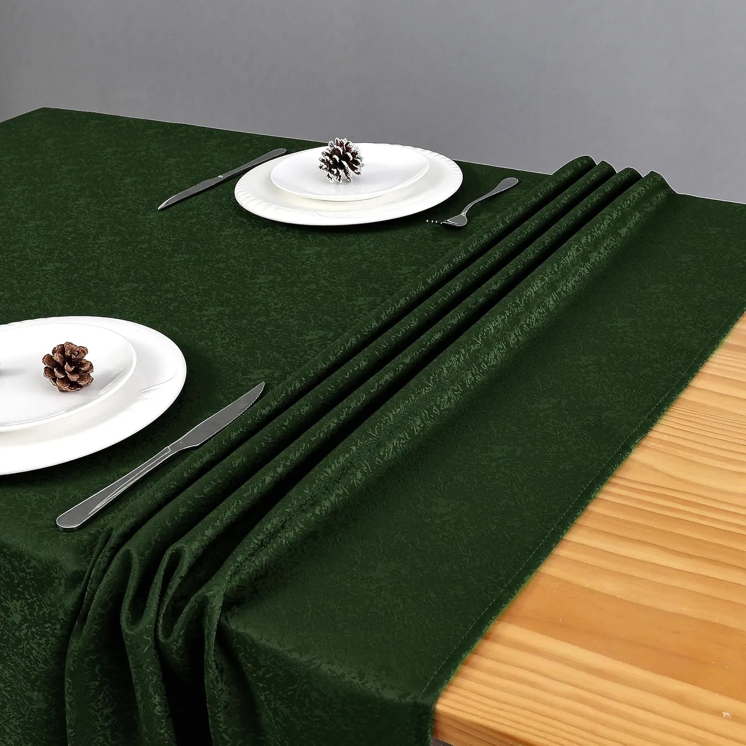 Tablecloth Hunter Green Jacquard Rectangle Table Cloth 54 X 84 Inch, Water Resistant and Wrinkle Free Table Cover for Outdoor,Indoor,Party,Wedding,Dining Room