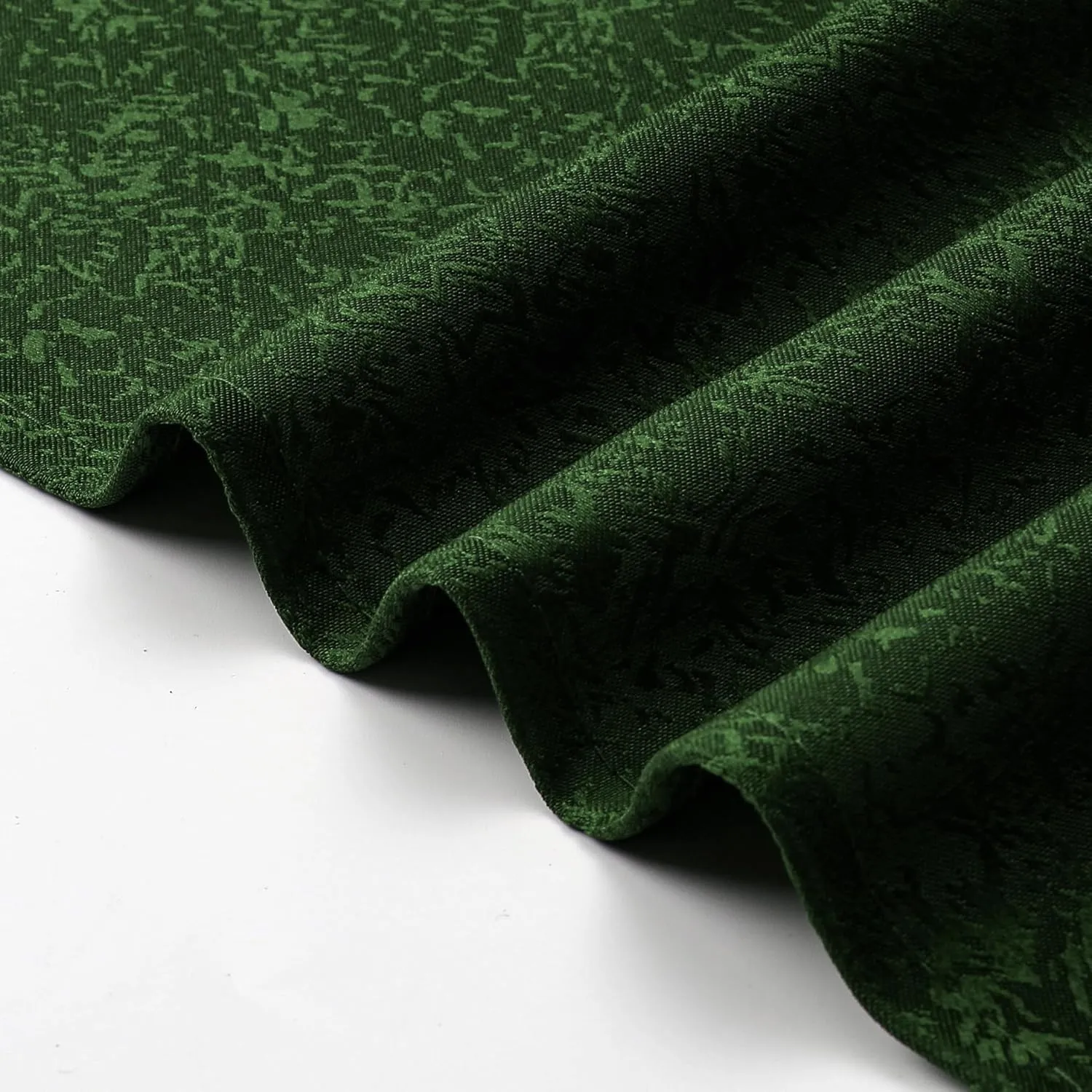 Tablecloth Hunter Green Jacquard Rectangle Table Cloth 54 X 84 Inch, Water Resistant and Wrinkle Free Table Cover for Outdoor,Indoor,Party,Wedding,Dining Room