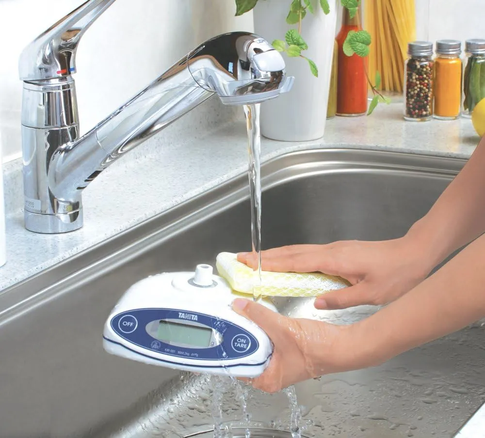 Tanita digital cooking scale KW-001-WH21 by Tonita