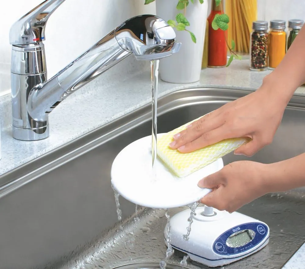Tanita digital cooking scale KW-001-WH21 by Tonita
