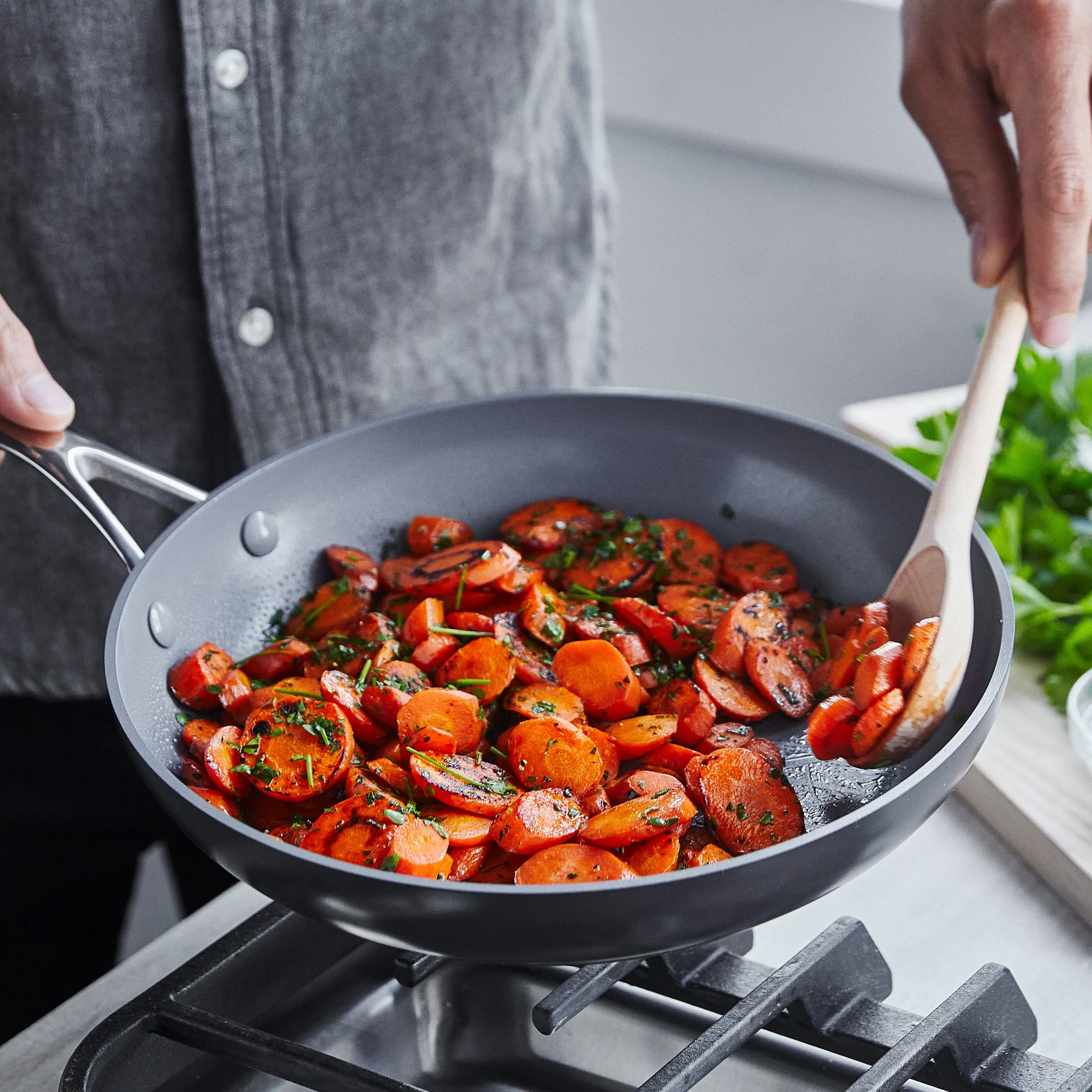 Valencia Pro Ceramic, Nonstick, Hard Anodized Fry Pan, 10"